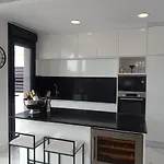 Luxury With Heated Pool, Jacuzzi & Rooftop Lounge Βίλα