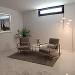 Luxury With Heated Pool, Jacuzzi & Rooftop Lounge Τορεβιέχα