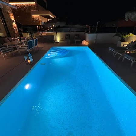 Pmt22 - Luxury With Private Heated Pool And Jacuzzi * تورّيفيِخا