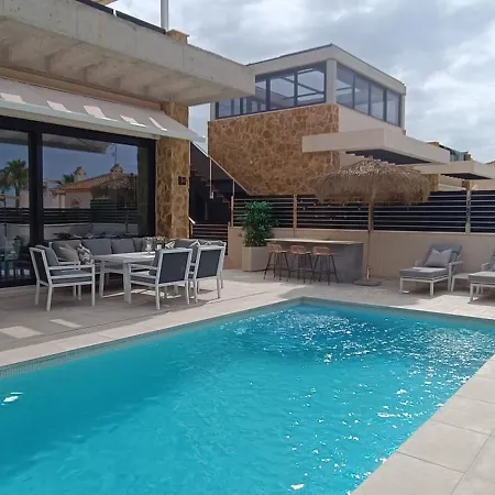 Villa Luxury With Heated Pool, Jacuzzi & Rooftop Lounge Pmt22 Torrevieja