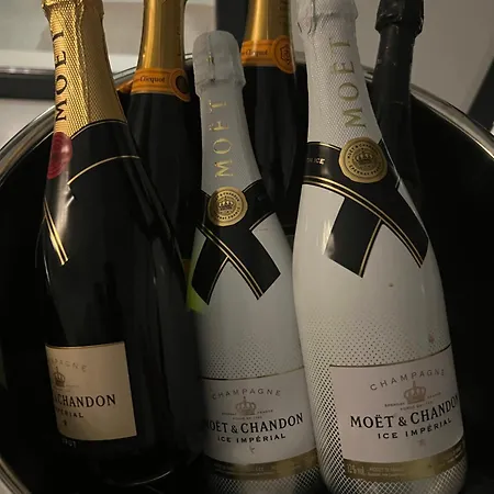 Pmt22 - Luxury With Private Heated Pool And Jacuzzi تورّيفيِخا