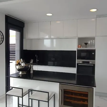 فيلة Pmt22 - Luxury With Private Heated Pool And Jacuzzi تورّيفيِخا