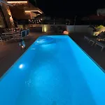 Luxury With Heated Pool, Jacuzzi & Rooftop Lounge * Torrevieja