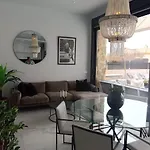 Luxury With Heated Pool, Jacuzzi & Rooftop Lounge *